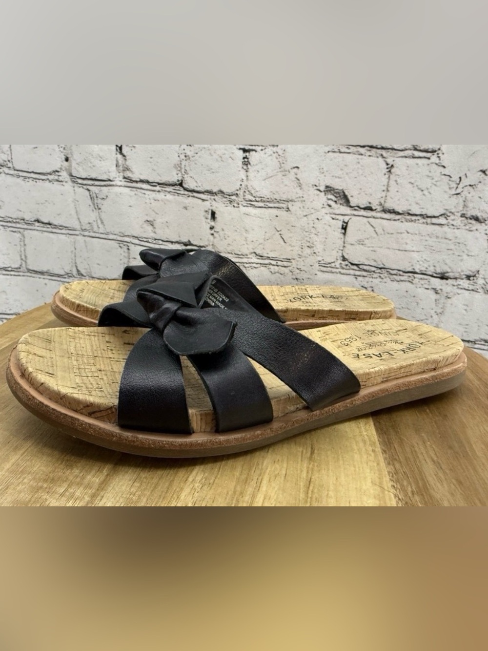 Kork-Ease Black Leather Bow Slide Sandals, size 7 (runs large), Excellent Cond.